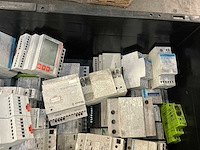 Partij industriële componenten - afbeelding 9 van  17