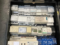 Partij industriële componenten - afbeelding 11 van  13