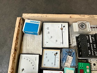 Partij industriële elektrische componenten - afbeelding 4 van  13