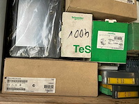 Partij industriële elektrische componenten - afbeelding 6 van  11