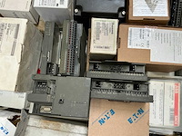 Partij industriële elektrische componenten - afbeelding 3 van  13