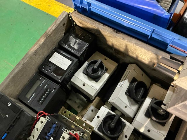 Partij industriële elektro - afbeelding 7 van  10