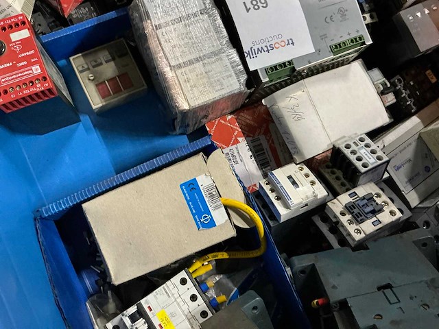 Partij industriële elektro - afbeelding 4 van  9