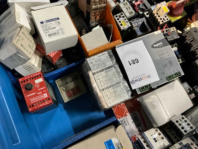 Partij industriële elektro - afbeelding 5 van  9