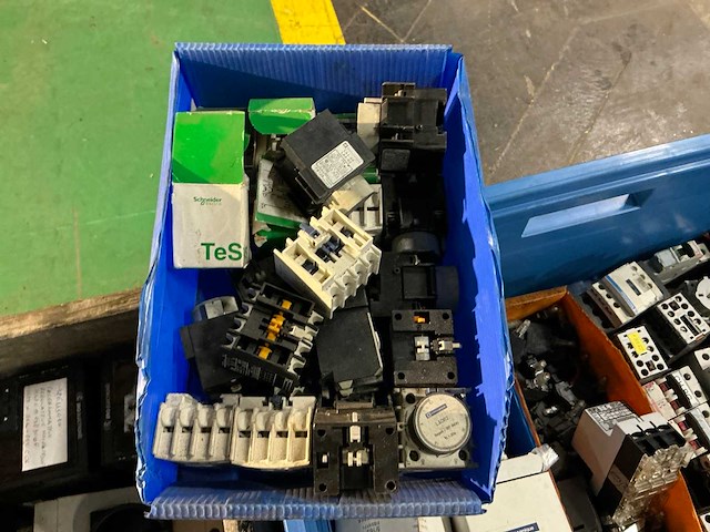 Partij industriële elektro - afbeelding 9 van  9