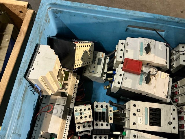 Partij industriële elektro - afbeelding 8 van  8