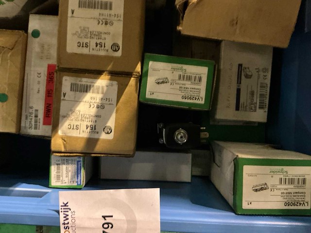 Partij industriële elektro - afbeelding 7 van  9
