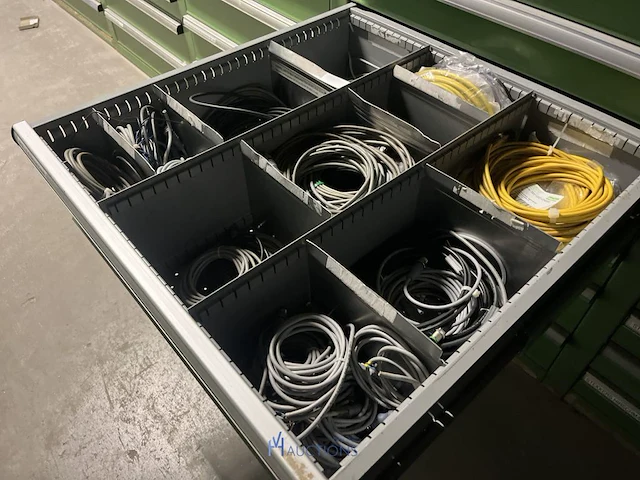 Partij industriële kabels en connectoren - afbeelding 35 van  64