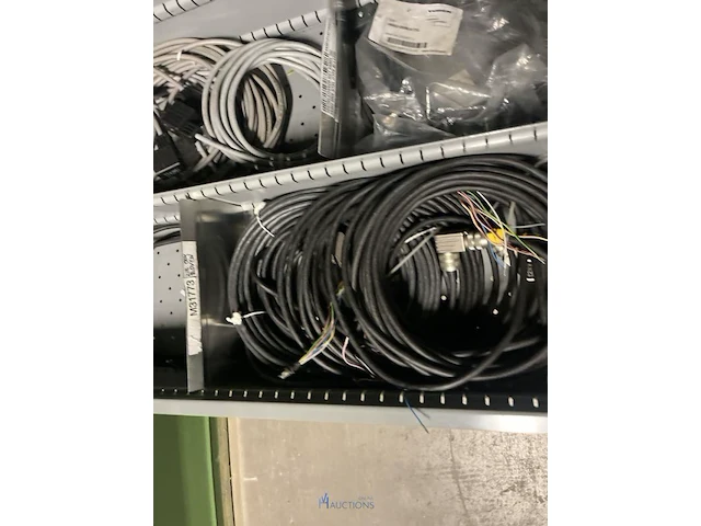 Partij industriële kabels en connectoren - afbeelding 47 van  64
