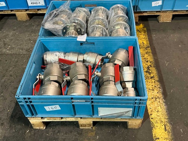 Partij industriële kogelkranen - afbeelding 1 van  5