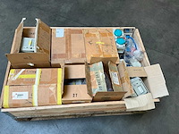 Partij industriële meet- en procesinstrumentatie - afbeelding 1 van  7