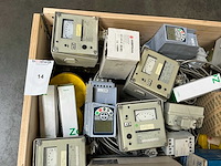 Partij industriële meet- en regelapparatuur - afbeelding 2 van  10