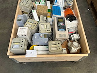 Partij industriële meet- en regelapparatuur - afbeelding 9 van  10