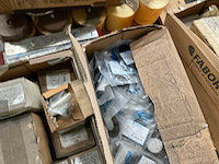 Partij industriële onderdelen - afbeelding 4 van  10