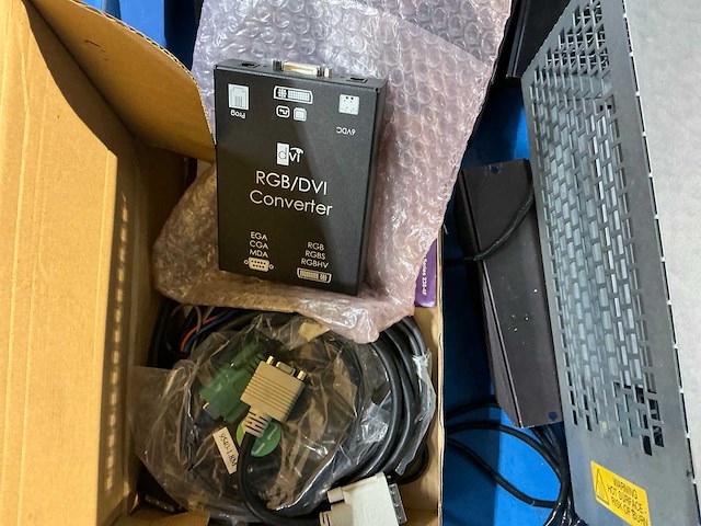 Partij industriële onderdelen - afbeelding 5 van  8