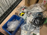 Partij industriële schakelmaterialen - afbeelding 7 van  9