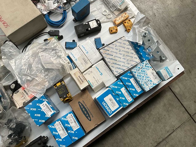 Partij industriële sensoren - afbeelding 4 van  5