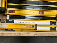 Partij industriële veiligheidslichtschermen en optische sensoren - afbeelding 4 van  8