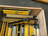 Partij industriële veiligheidslichtschermen en optische sensoren - afbeelding 5 van  8