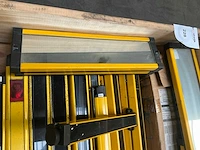 Partij industriële veiligheidslichtschermen en optische sensoren - afbeelding 7 van  8