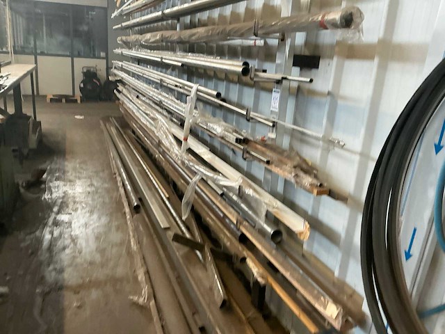 Partij inox - en aluminiumvoorraad - afbeelding 4 van  6