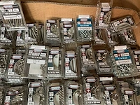 Partij inox bevestigingen - afbeelding 2 van  8
