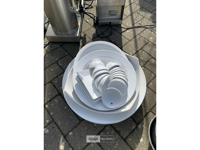 Partij inox kommen en porselein - afbeelding 3 van  3
