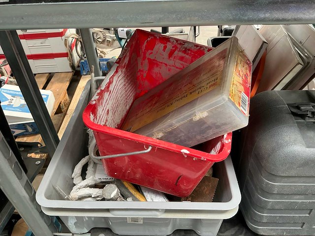 Partij installatie -en aannemersmateriaal - afbeelding 13 van  40
