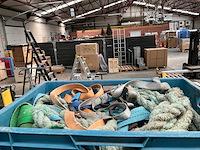 Partij installatie -en aannemersmateriaal - afbeelding 30 van  40