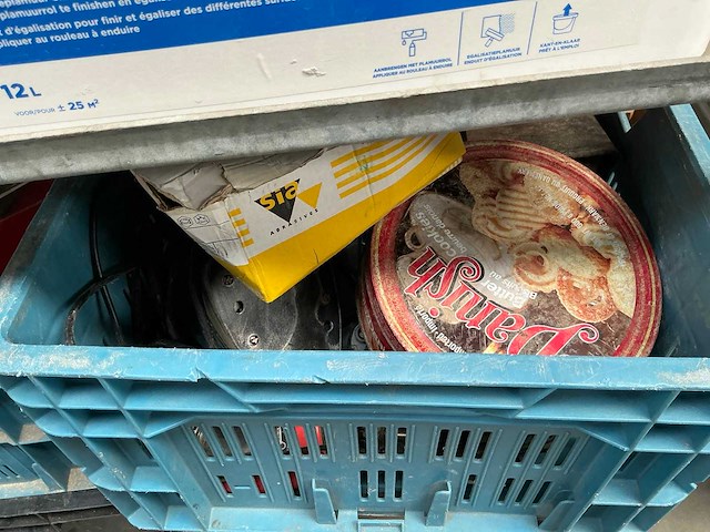 Partij installatie -en aannemersmateriaal - afbeelding 37 van  40