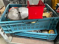 Partij installatie -en aannemersmateriaal - afbeelding 39 van  40