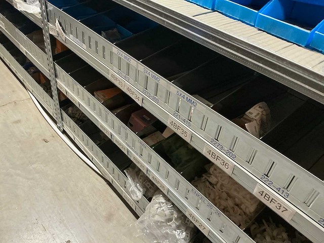 Partij installatie -en demomateriaal - afbeelding 12 van  14