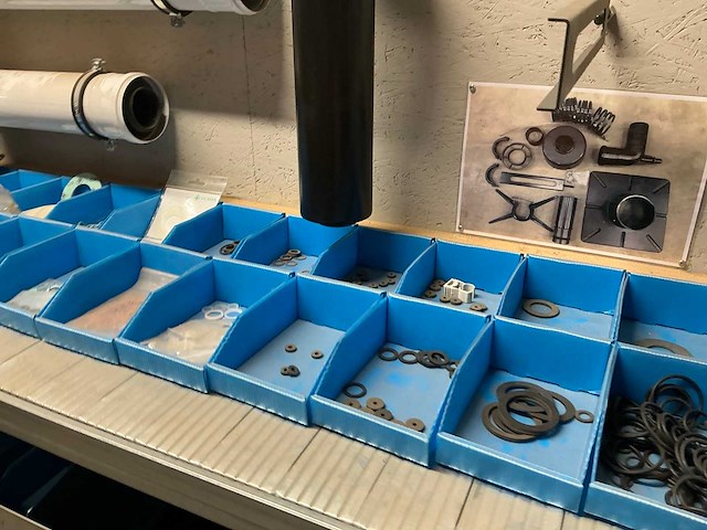 Partij installatie -en demomateriaal - afbeelding 13 van  14