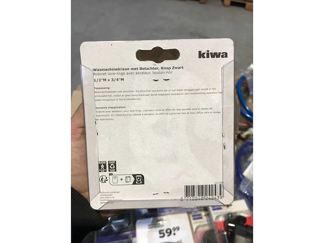 Partij installatie materiaal ter waarde van 30.000 eur. 7 pallets. - afbeelding 8 van  57