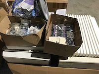 Partij installatie materiaal ter waarde van 30.000 eur. 7 pallets. - afbeelding 18 van  57