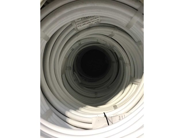 Partij installatie materiaal ter waarde van 30.000 eur. 7 pallets. - afbeelding 22 van  57