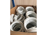 Partij installatie materiaal ter waarde van 30.000 eur. 7 pallets. - afbeelding 42 van  57