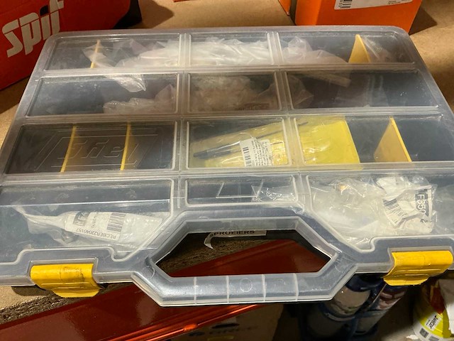 Partij installatie onderdelen - afbeelding 2 van  10