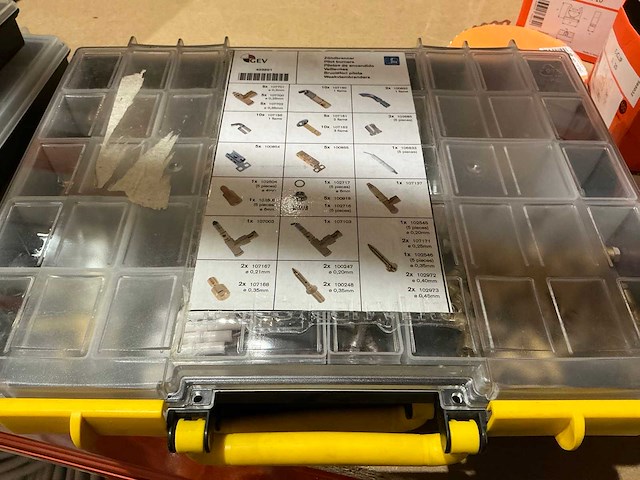 Partij installatie onderdelen - afbeelding 3 van  10