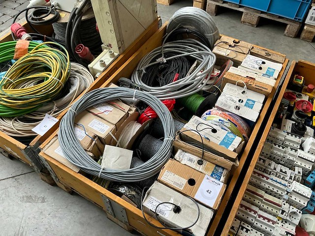 Partij installatiekabel - afbeelding 1 van  3