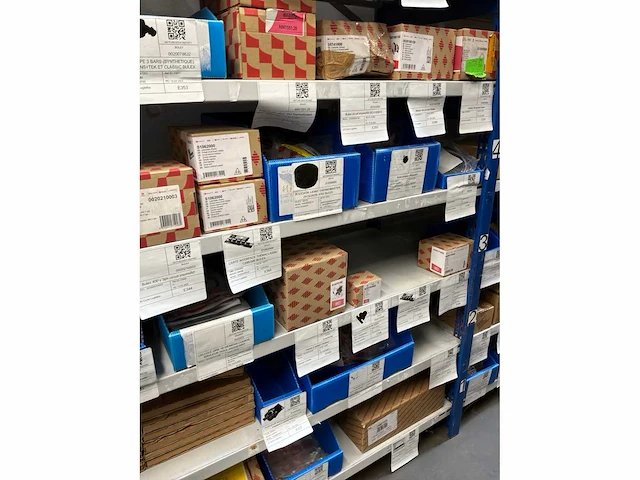 Partij installatiemateriaal ariston, bulex, riello - afbeelding 8 van  38