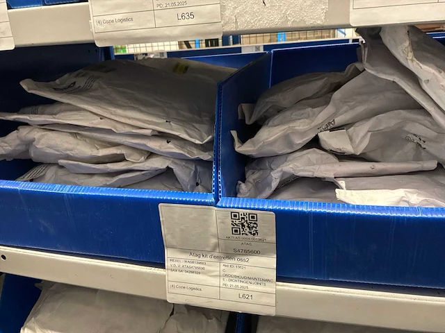 Partij installatiemateriaal atag, bosch, buderus - afbeelding 38 van  46