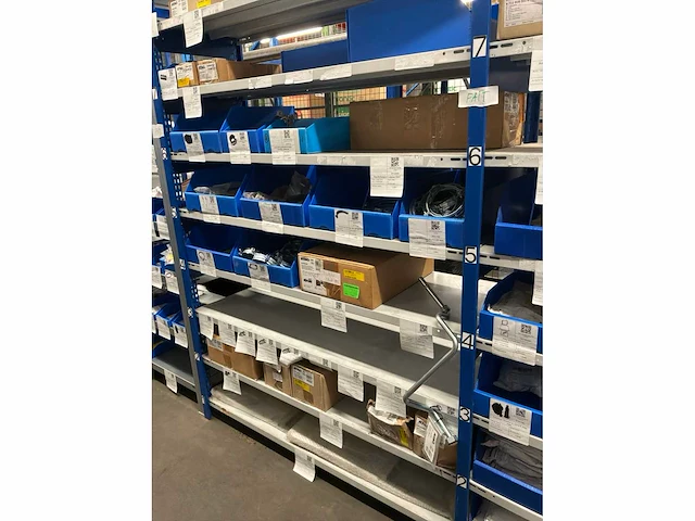Partij installatiemateriaal atag, bosch, buderus - afbeelding 34 van  46