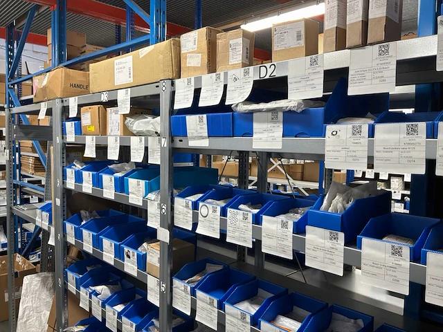 Partij installatiemateriaal bosch, buderus, remeha - afbeelding 1 van  50