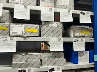 Partij installatiemateriaal bosch, vaillant, junkers, buderus - afbeelding 4 van  52