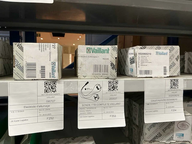 Partij installatiemateriaal bosch, vaillant, junkers, buderus - afbeelding 11 van  52