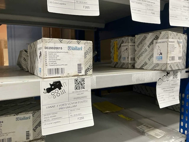 Partij installatiemateriaal bosch, vaillant, junkers, buderus - afbeelding 13 van  52