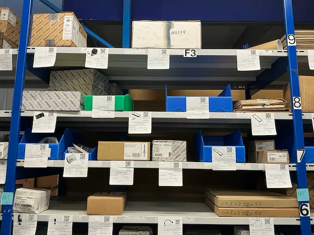 Partij installatiemateriaal bosch, vaillant, junkers, buderus - afbeelding 18 van  52