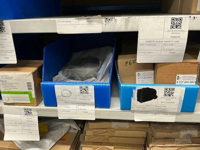 Partij installatiemateriaal bosch, vaillant, junkers, buderus - afbeelding 41 van  52