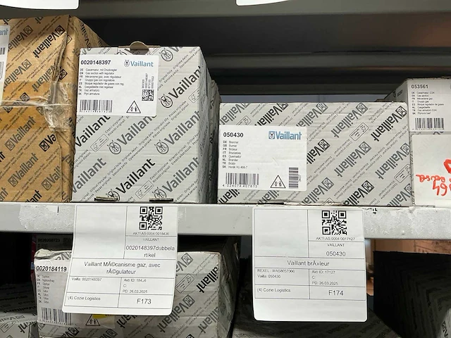 Partij installatiemateriaal bosch, vaillant, junkers, buderus - afbeelding 47 van  52